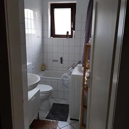 Apartment Schones In Zentraler Und Ruhiger Lage *